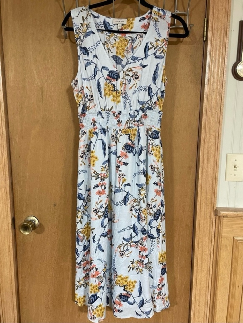 UC- Host pick! Lucky brand summer dress